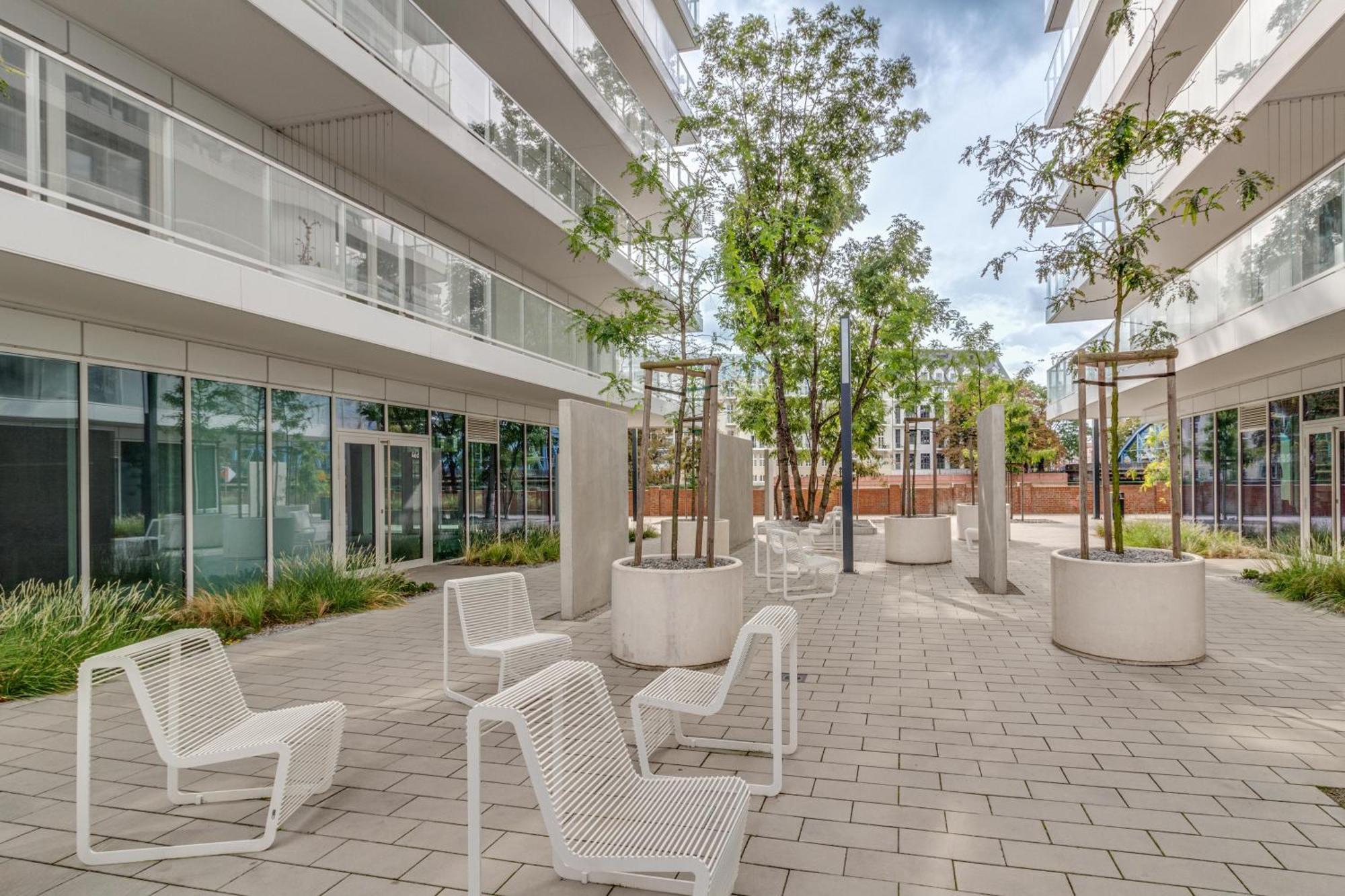 Rentplanet - Apartamenty Ksiecia Witolda Wroclaw Exterior photo