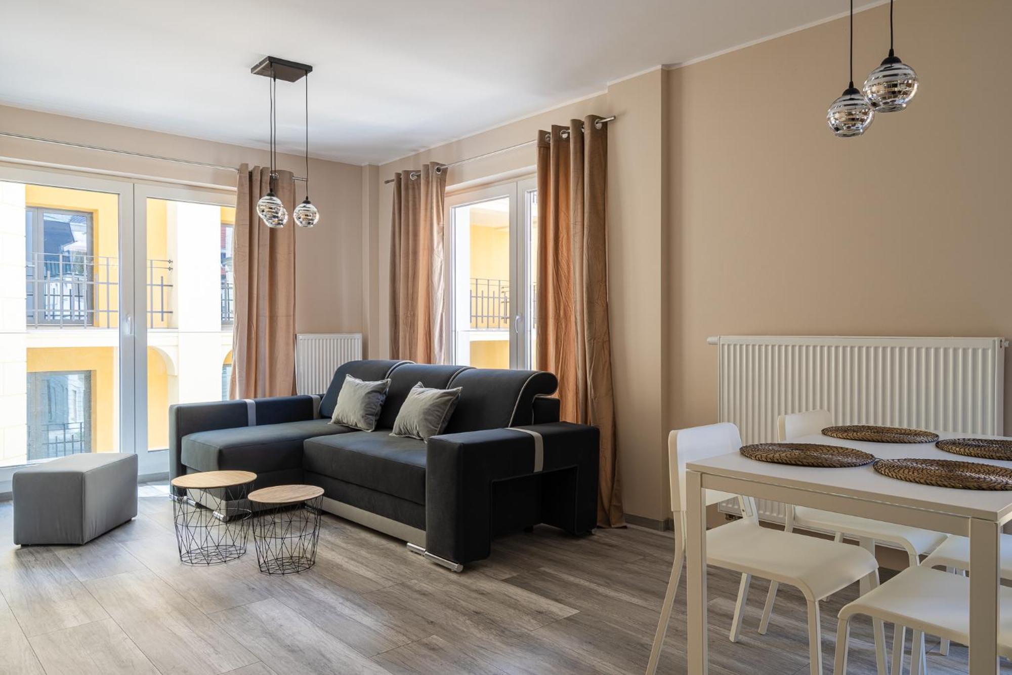 Rentplanet - Apartamenty Ksiecia Witolda Wroclaw Exterior photo