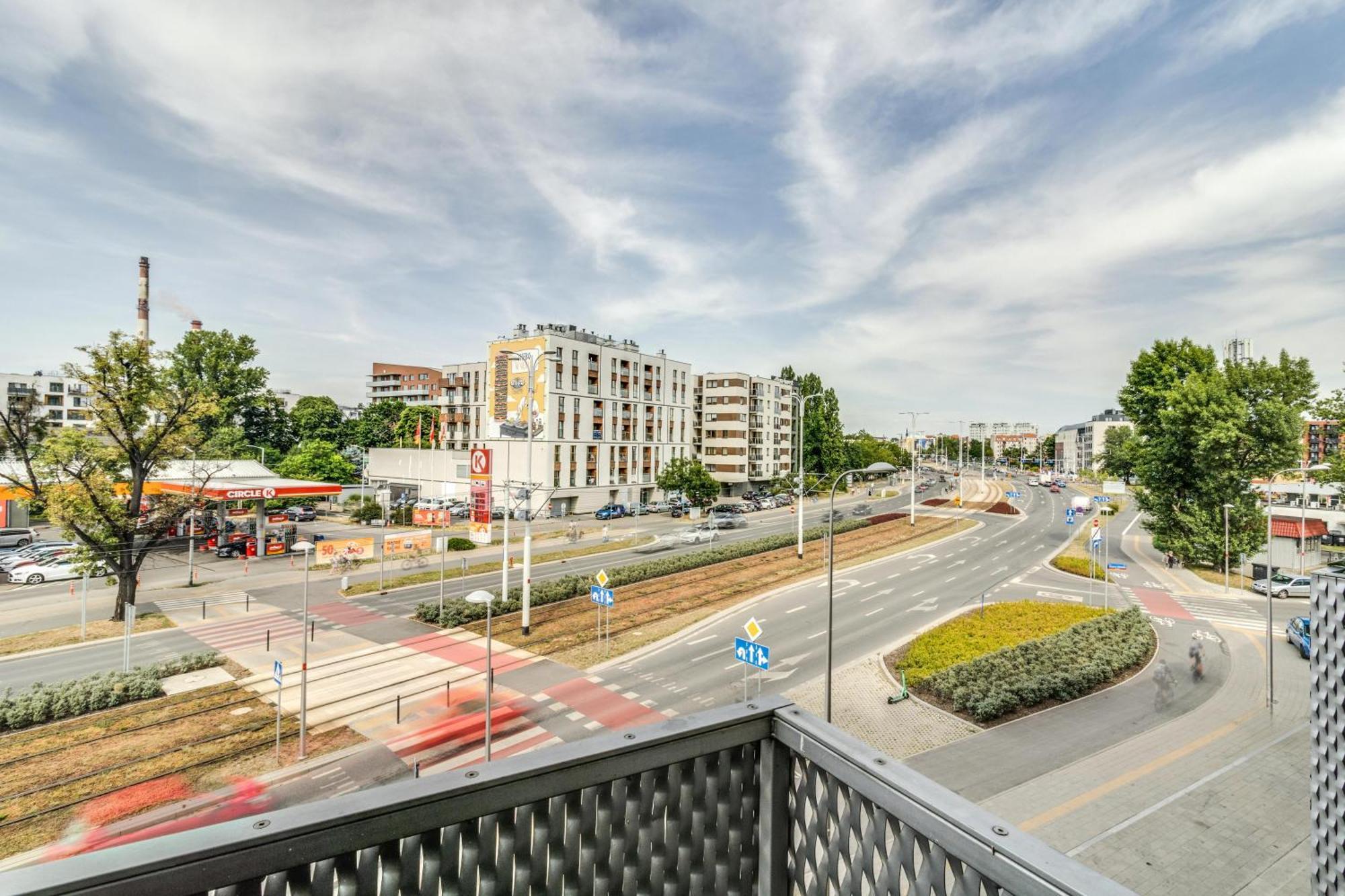 Rentplanet - Apartamenty Ksiecia Witolda Wroclaw Exterior photo